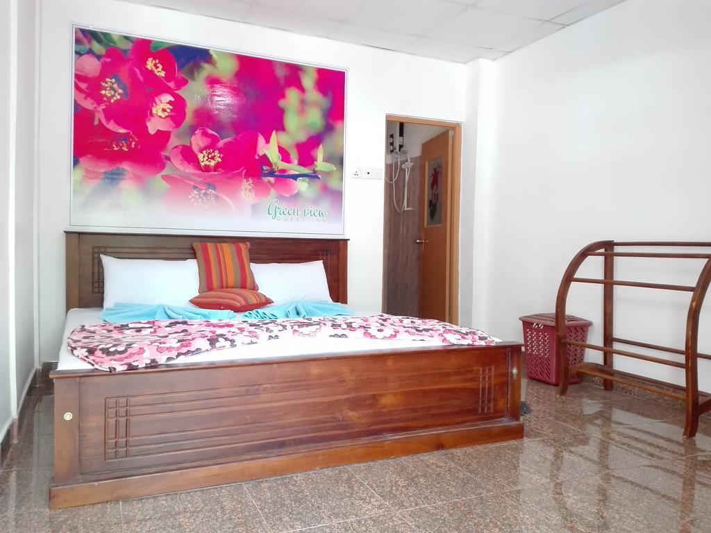 Green View Guest Inn Nallathanniya Екстериор снимка